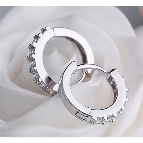 New 925 Sterling Silver Diamonds Hoop Earrings - Picture 3 of 8